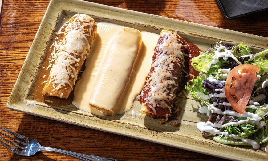 Image 10: Treat yourself to a 3-Course Tex-Mex Dinner with Drinks for Two 