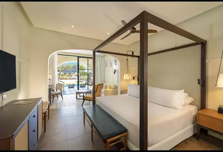 El Beso Privilege Junior Suite Pool View