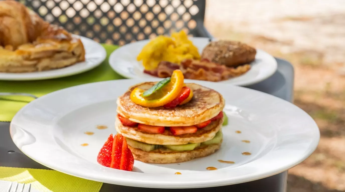 Imperia 4*: Soggiorno in camera deluxe con colazione o mezza pensione