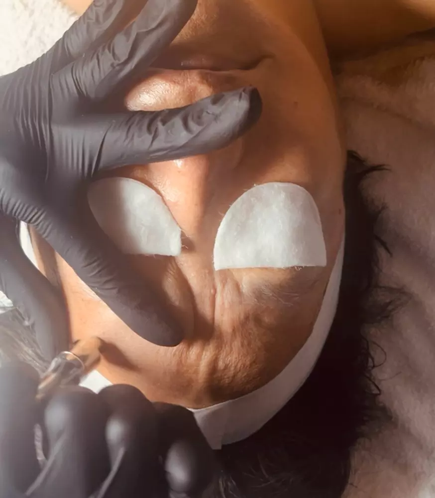 Anti-Aging Facial Sessions for Smoother, Youthful-Looking Skin