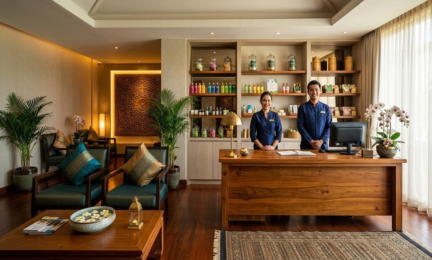 Image 7: Relax Together and Bond with 60-Min Couples Massages with Hot Stones