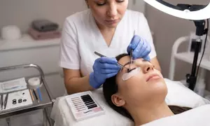 Customized Eyelash Extensions for a Natural, Enhanced Look