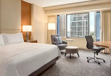 Classic River-View King Room