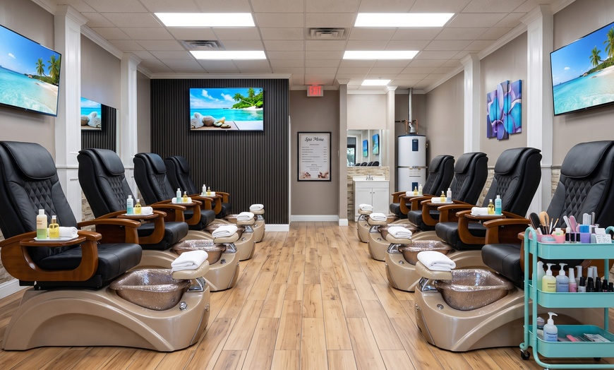 Image 6: Treat Yourself with Gel Manicure and Pedicure with Extensions