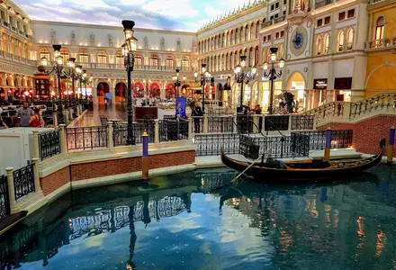 Grand Canal Shoppes & Gondola Rides