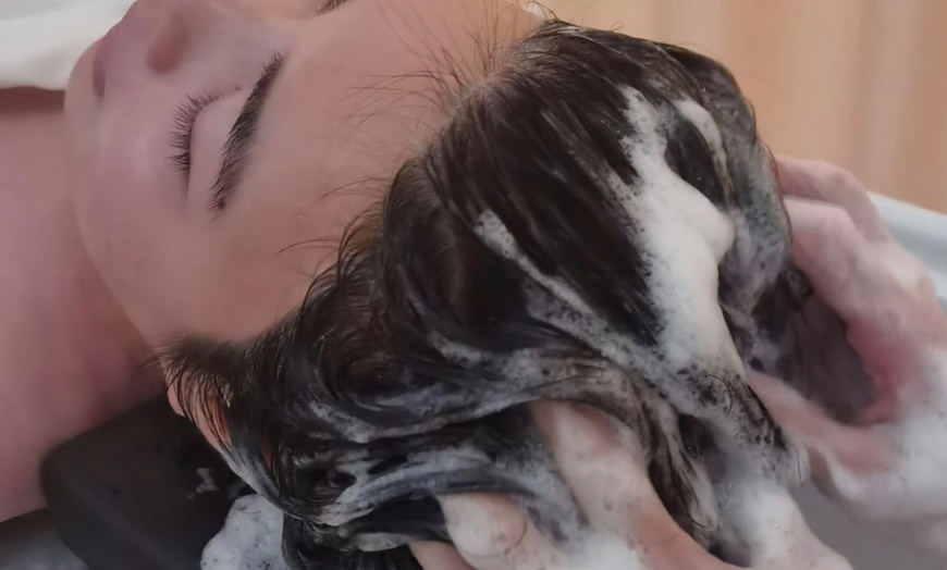 Image 2: Relaxing Japanese Head Spa with Sound Therapy & Scalp Massage