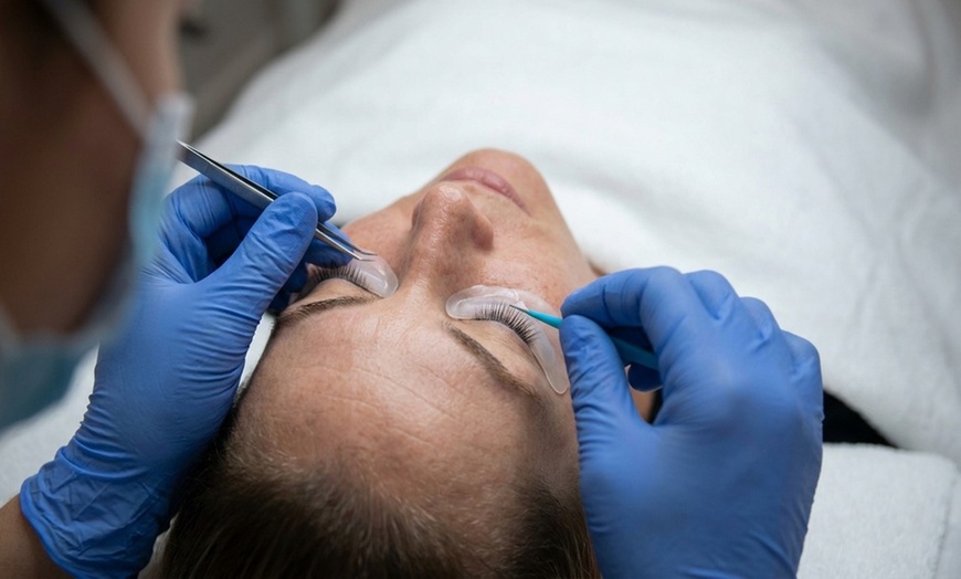 Image 6: One Eyelash Lift Treatment with Optional Tinting