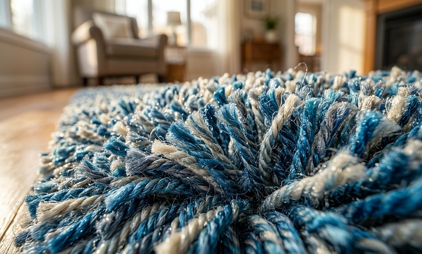 Image 4: Carpet cleaning for up to 5 rooms or upholstery care
