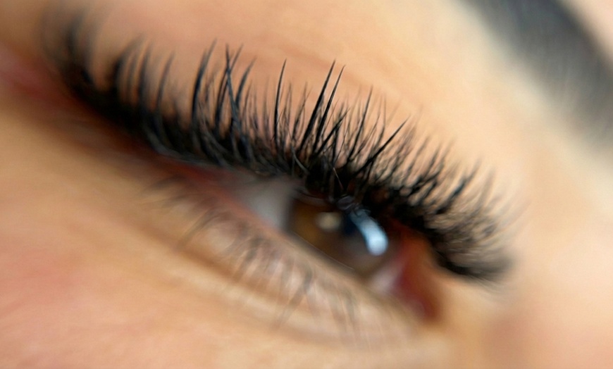 Image 2: Get a Full Set of Lash Extensions with Optional Eyebrow Shaping