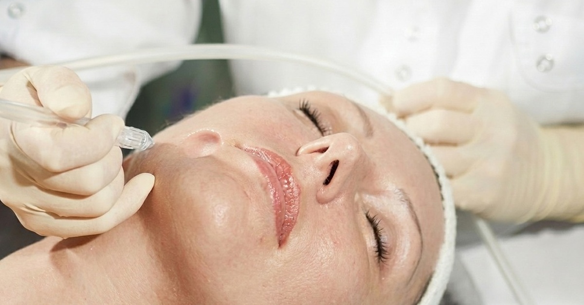 Higiene facial con análisis y tratamiento de poros en Palma de Mallorca