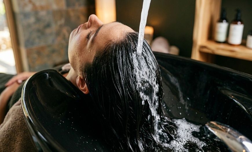 Image 5: 60 or 90-Minute Signature Head Spa with Hand & Eye Masks, Water Circulation, Scalp Head Therapy, and Neck and Shoulder Massage