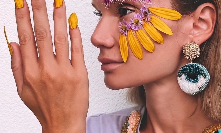 Image 2: Up to 50% Off on Nail Salon - Mani-Pedi at Casa Glam Spa