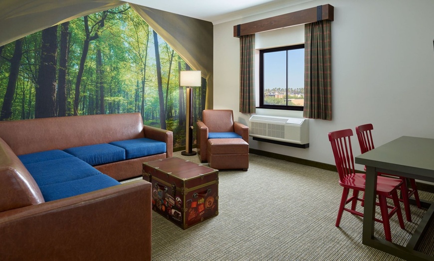 Image 23: Great Wolf Lodge Scottsdale Water Park Resort