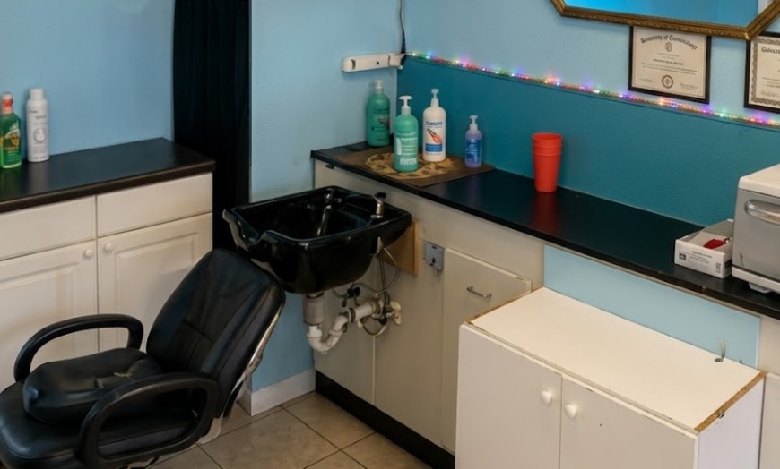 Image 2: Professional Men's Haircuts & Styling Options at Hair Affair