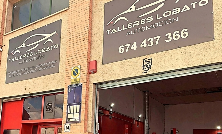 Image 3: Cambio de aceite a elegir y de filtro de aceite y aire con revisión