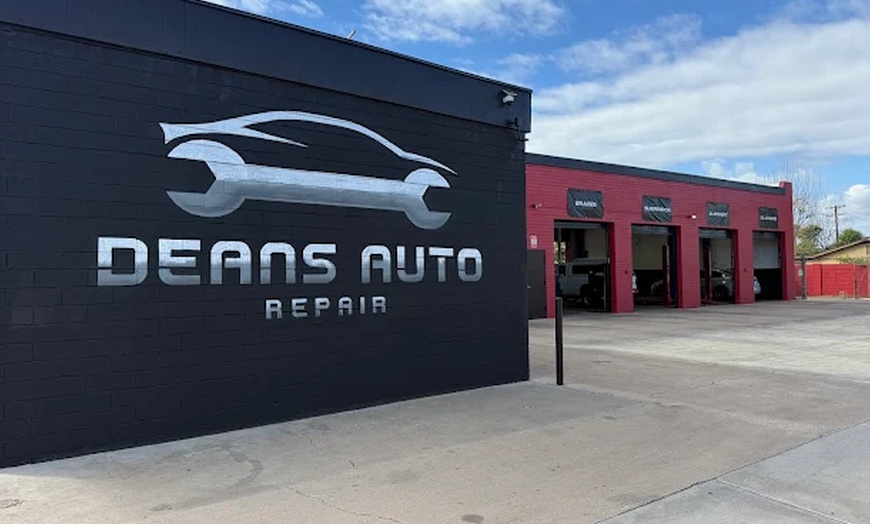 Image 3: Full Synthetic Oil Change, Vehicle Inspection, Windshield Wiper & More