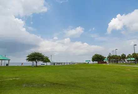 Kenner Laketown