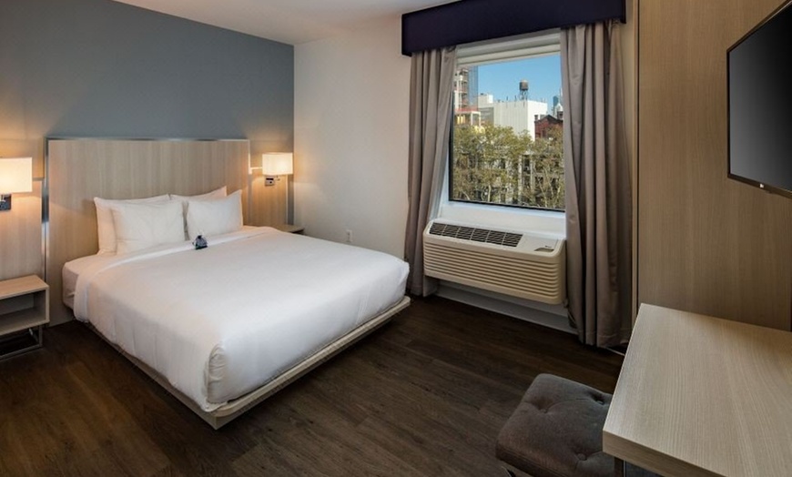 Image 13: NYC Lower East Side Hotel near Katz's & Tenement Museum
