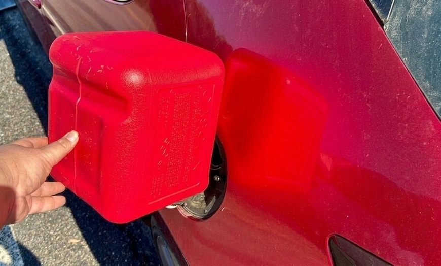 Image 3: 24/7 Roadside Assistance & Towing for Lockouts, Tires, Fuel & Battery