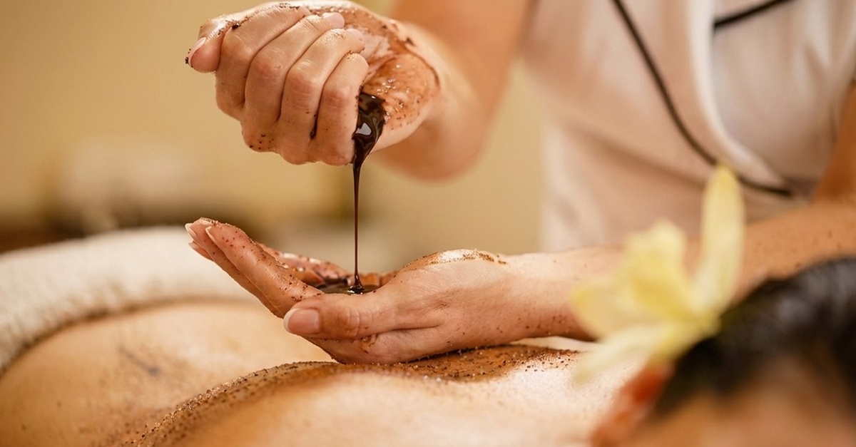 Masaje aromático de 60 minutos con aromaterapia en Valencia