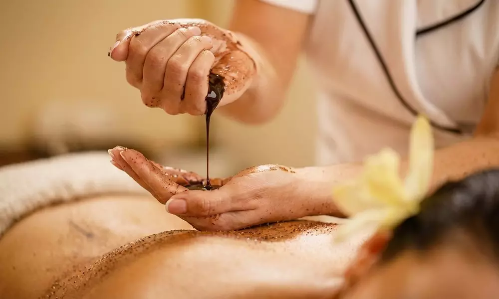 Ritual relajante de 60 minutos a elegir con un dulce y bebida para 1