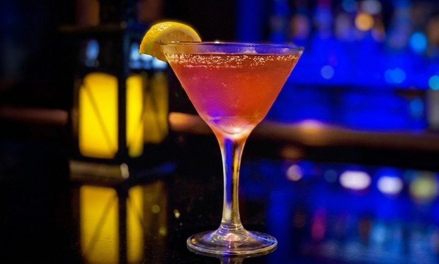 Image 10: Dining Credit: $50 for 2 or $100 for 4; Valid Sun-Thurs for Dine-In