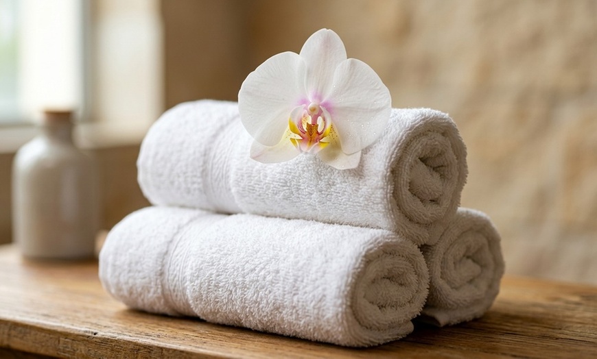 Image 4: Unwind with a 60 or 90-Minute Swedish or Deep Tissue Massage