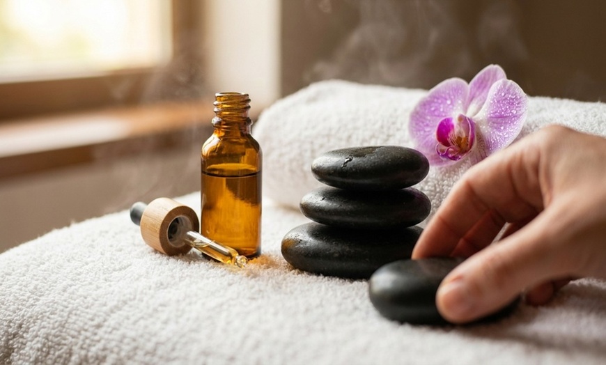 Image 6: Unwind with Your Partner in the Perfect Way: Couples Massage Packages