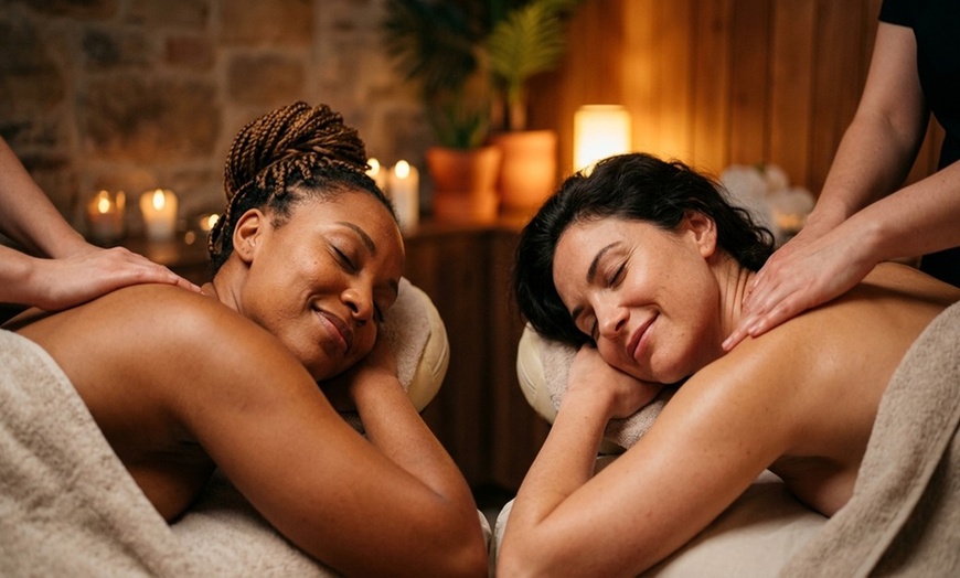 Image 2: 50-Minute Couples Massage at High-Rated Therapeutic Center