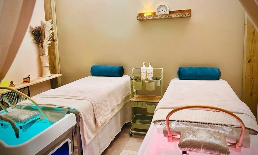 Image 3: Soothe your senses with a 50-Minute Spa Massage or Couples Experience — J-H Beauty (Up to 52% off)