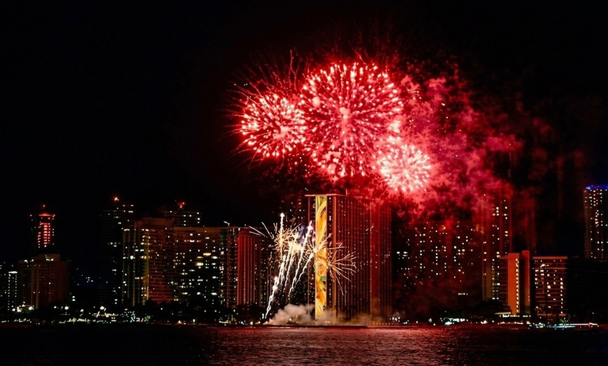 Image 7: Friday Night BYOB Fireworks Cruise with Waikīkī Ocean Views