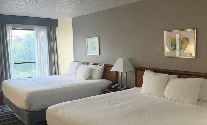 Image 27: Irving Hotel near DFW Airport with Free Breakfast