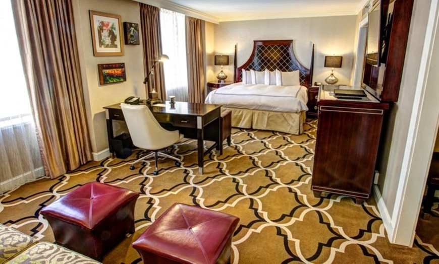Image 12: New Orleans Hotel near French Quarter with Rooftop Pool