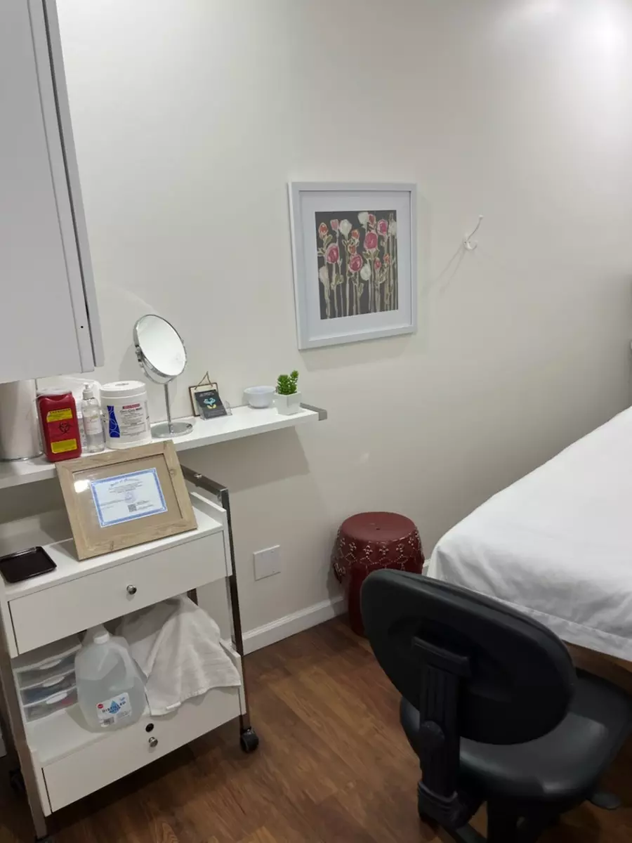 Zero Downtime Chemical Peel Deals: 1, 2, or 3 Sessions at Regen
