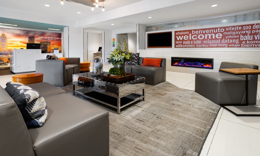 Image 6: Atlanta Airport Hotel with Free Breakfast & Shuttle