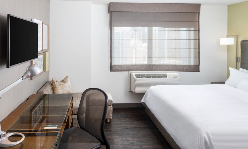 Image 24: NYC Midtown Hotel near Times Square with Free Breakfast