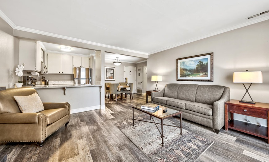 Image 27: South Lake Tahoe Suites near Heavenly Gondola