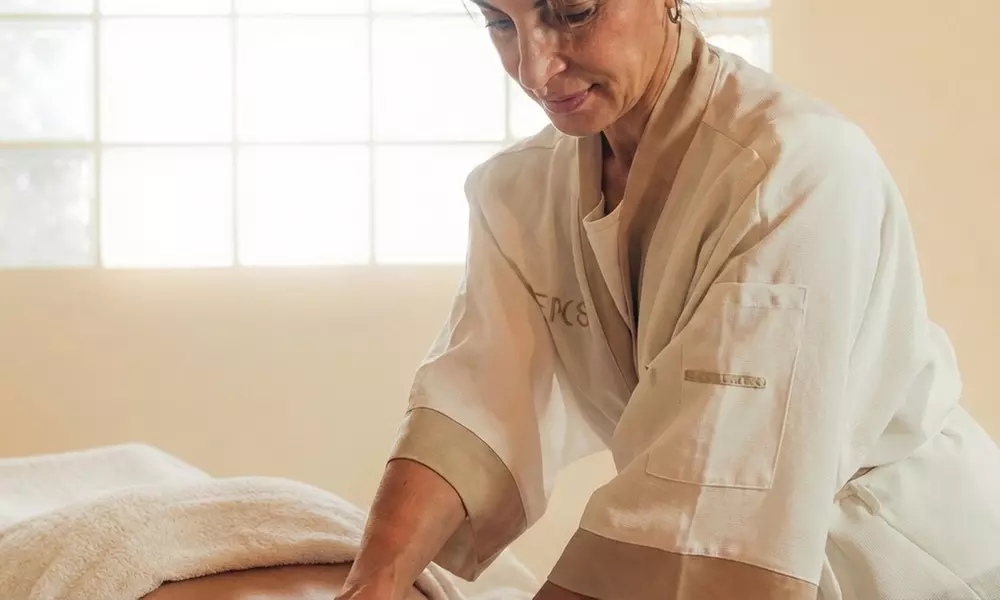 Ritual relajante de 60 minutos a elegir con un dulce y bebida para 1