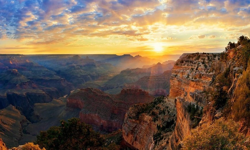 Image 3: Five Spectacular Las Vegas Tours in One Day