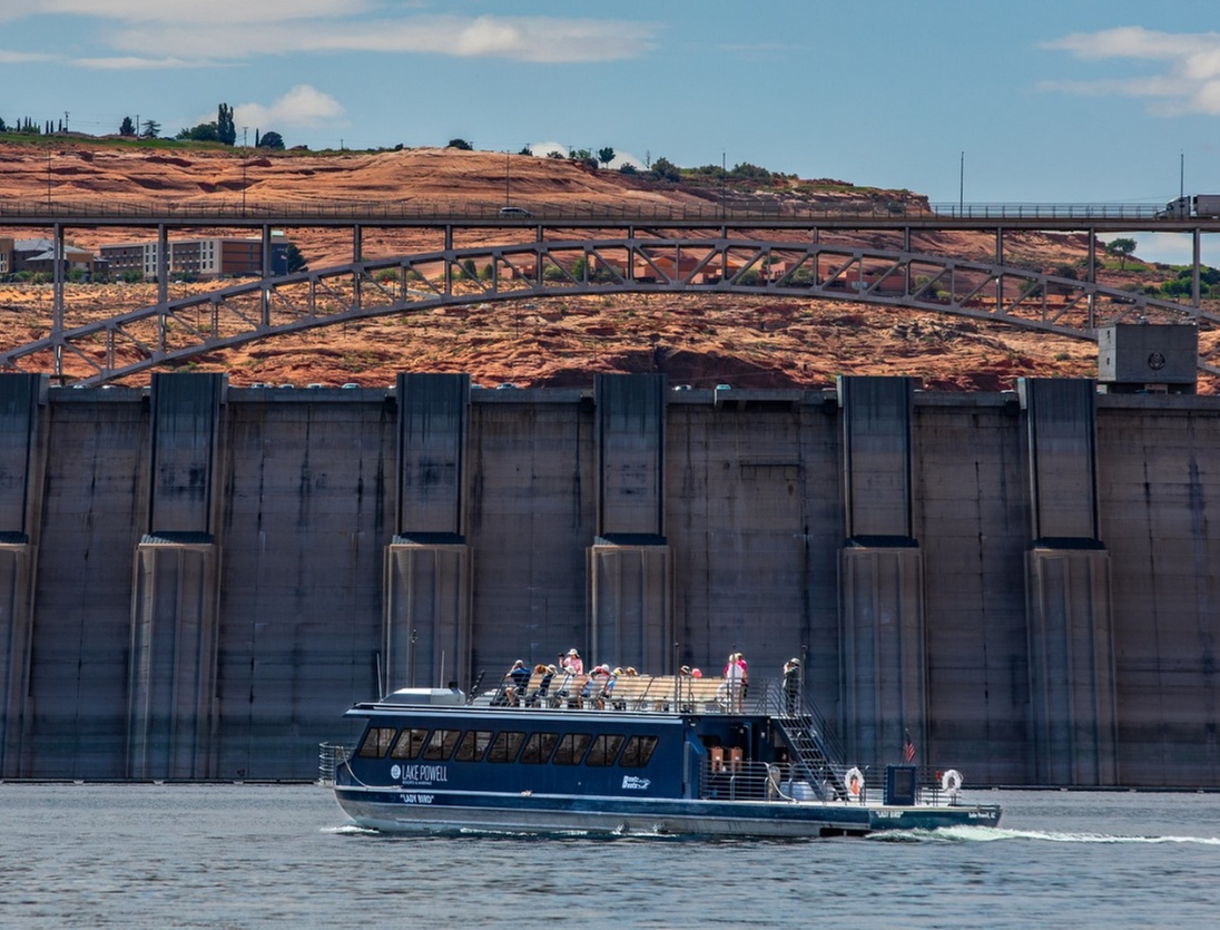 Explore Glen Canyon’s Wonders - Scenic Dam Cruise at Lake Powell