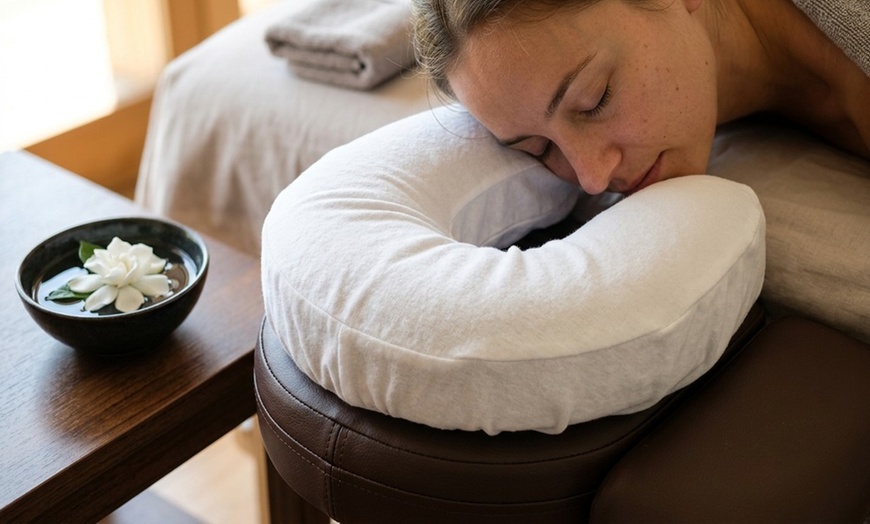 Image 6: 50-Minute Therapeutic Body Massage with Hot Stone and Essential Oil Treatment for 1 or a Couple. Save Up to 54%