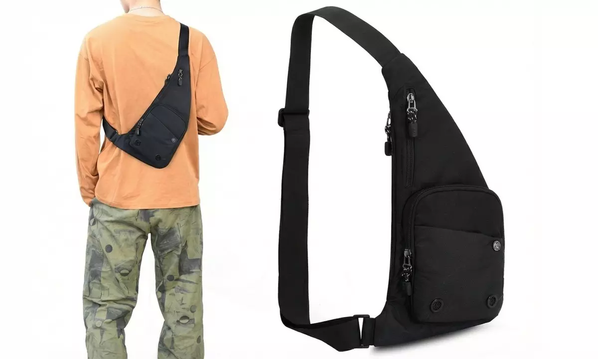 Brusttasche mit verstellbarem Tragegurt