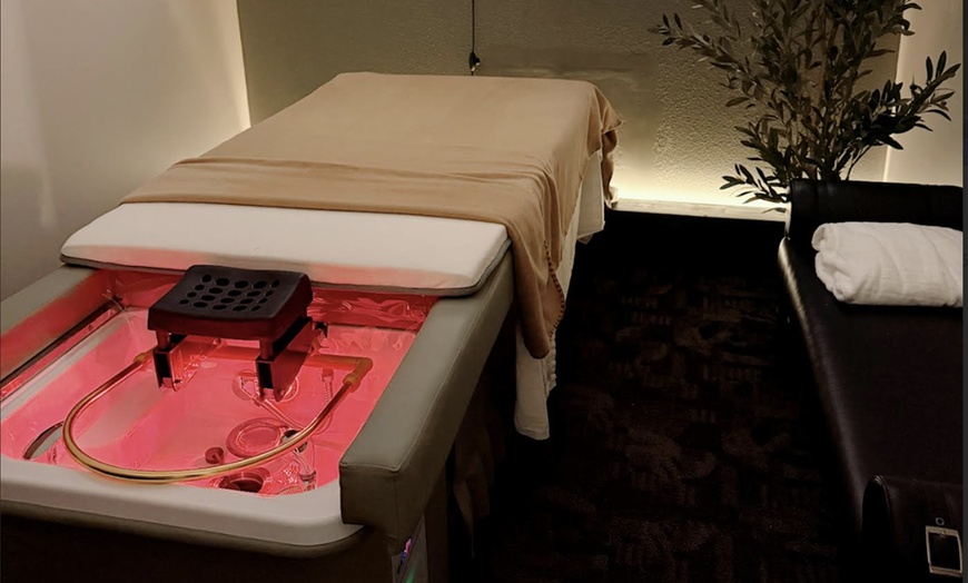 Image 4: Lux Head Spa for 1 or 2 w/Massage on Scalp & Upper-Body + Hot Stones