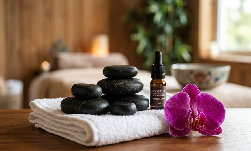 Image 3: Couples Swedish Massage Weekend Escape
