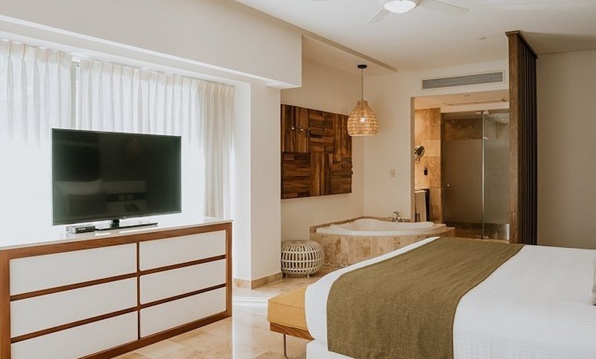 Image 22: Adults-Only Playa del Carmen Hotel with Rooftop Pool