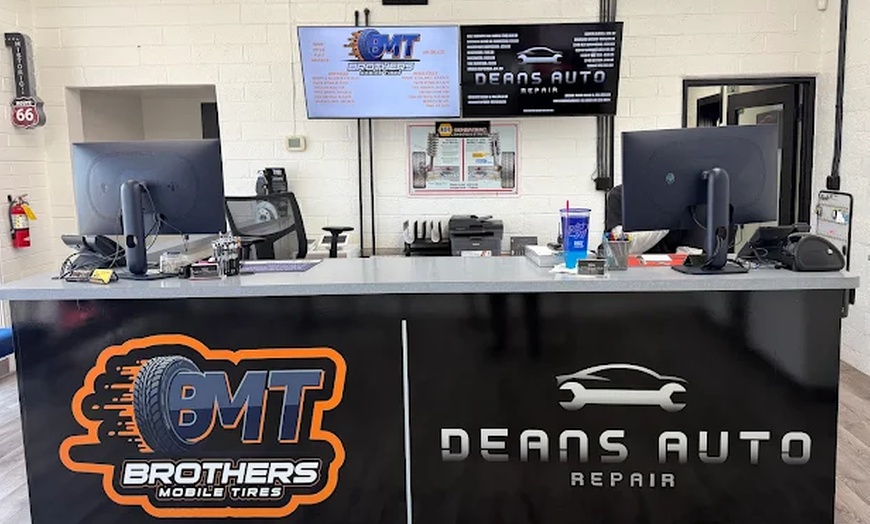 Image 2: Full Synthetic Oil Change, Vehicle Inspection, Windshield Wiper & More