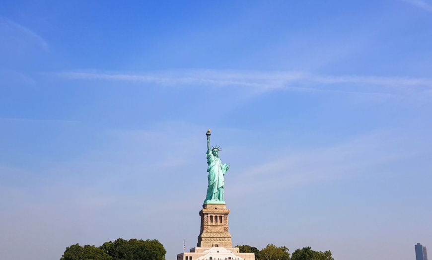 Image 2: New York City Attractions Passes - See More With Much Less!