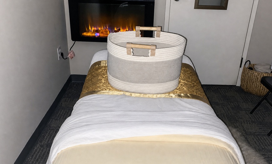 Image 3: Therapeutic & Hot Stone Massages | Lesleys Touch