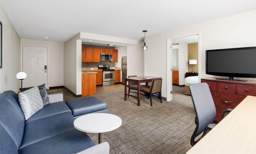 Image 14: Bothell All-Suite Hotel with Free Breakfast near Seattle