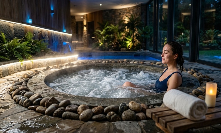 Image 6: Relax w/ a 60 or 90-minute Couples Massage 
